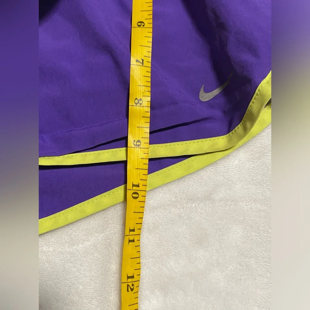 Nike 1.5